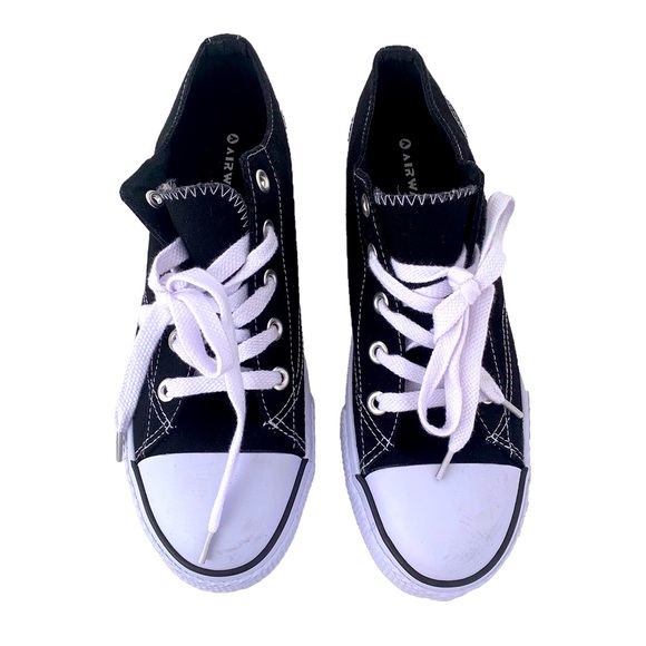 Airwalk Legacee Lace Up Canvas Kicks, NWOT - Picture 7 of 15